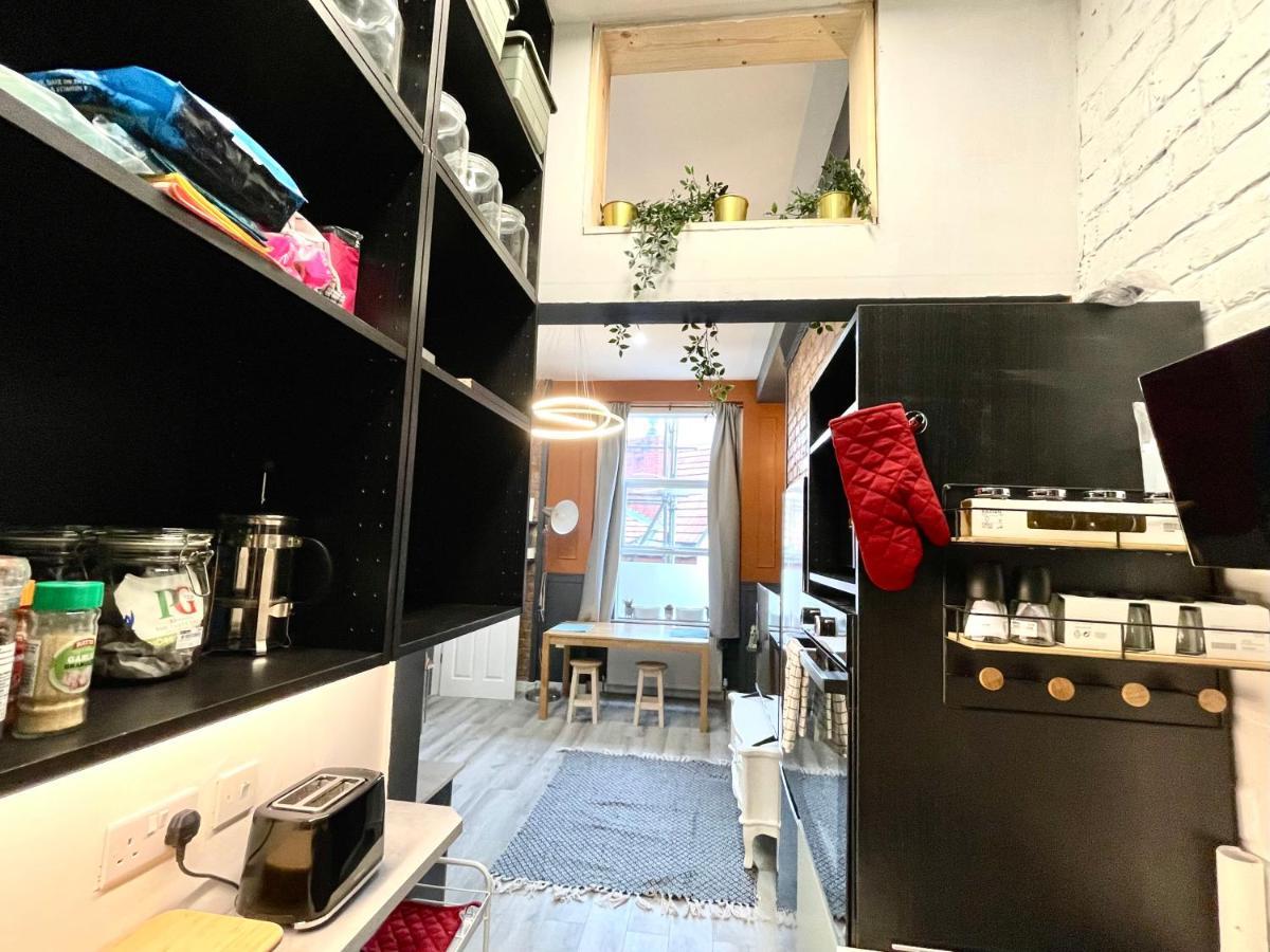 Adeamstays Provides Beautiful Centrally Located 1 And 2 Bed Apartments On Liverpools Boulevard Exteriér fotografie