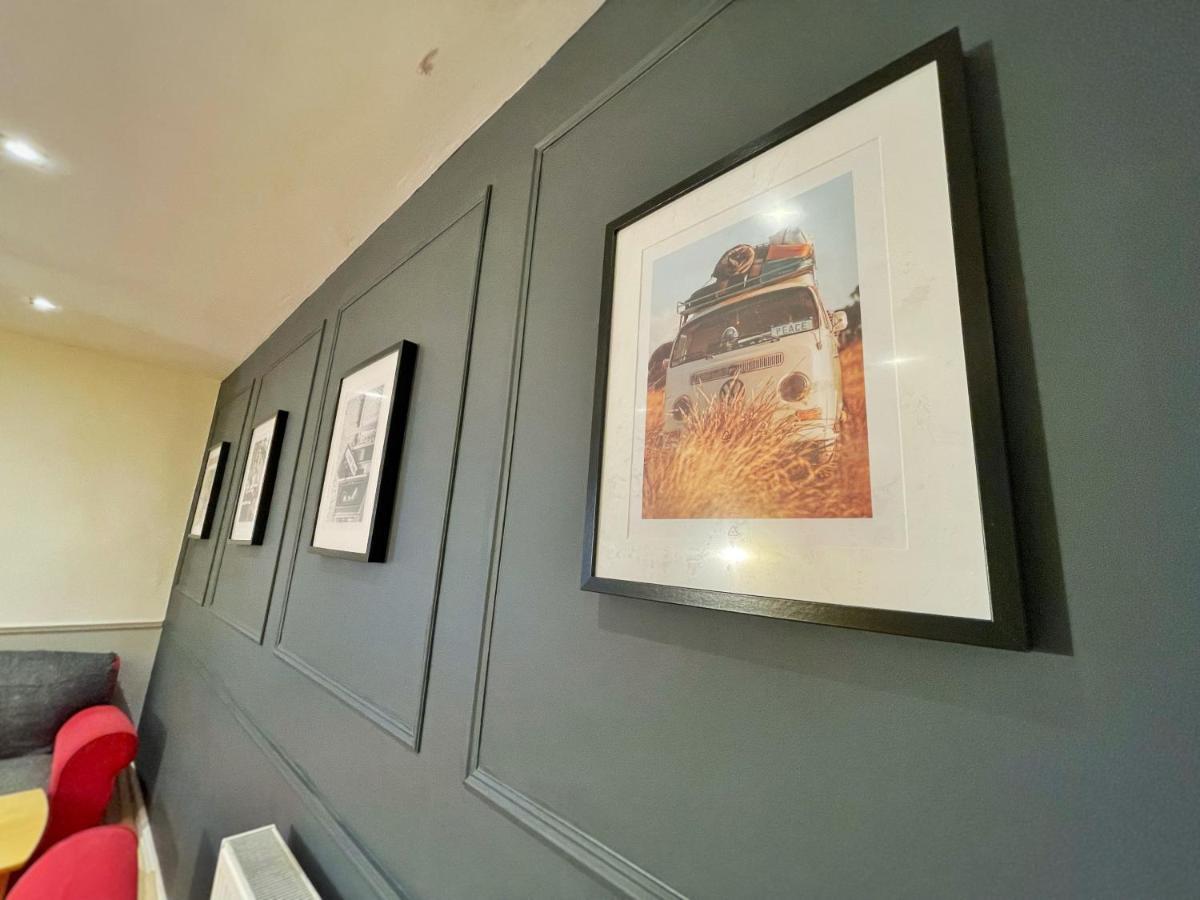 Adeamstays Provides Beautiful Centrally Located 1 And 2 Bed Apartments On Liverpools Boulevard Exteriér fotografie
